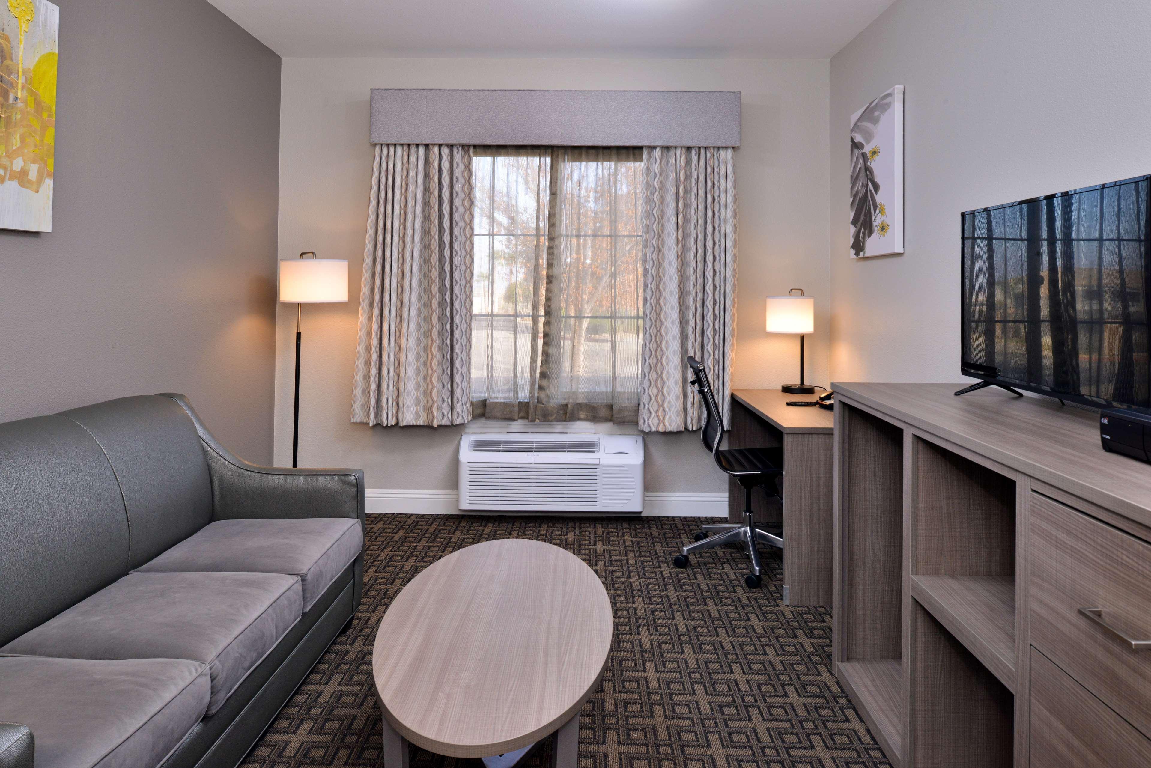 Best Western Kettleman City Inn & Suites Εξωτερικό φωτογραφία
